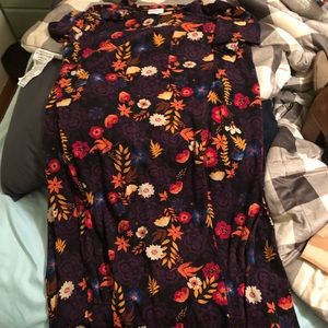Large LuLaRoe Carly